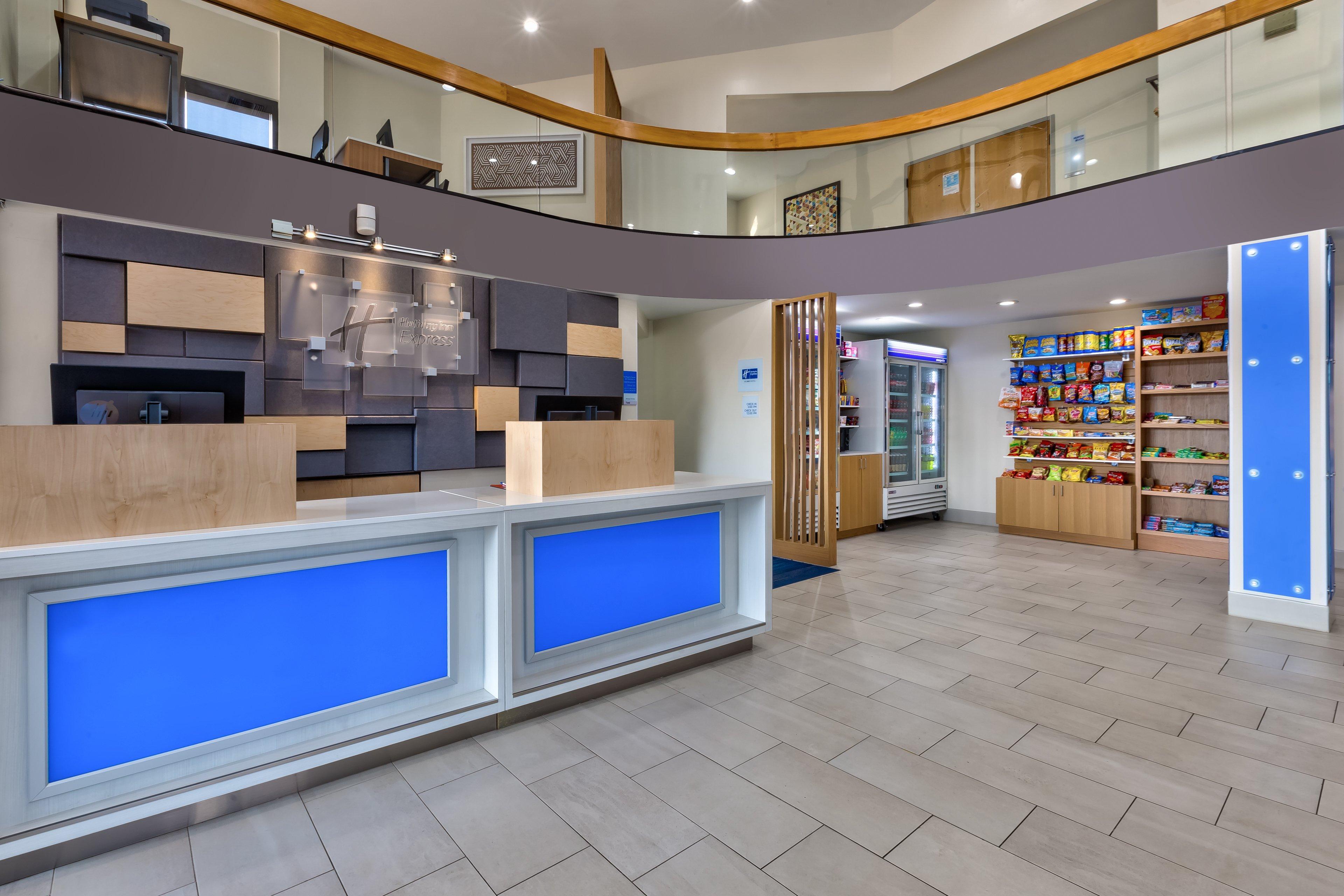 Holiday Inn Express Detroit-Warren/General Motors Technology Center By Ihg Esterno foto