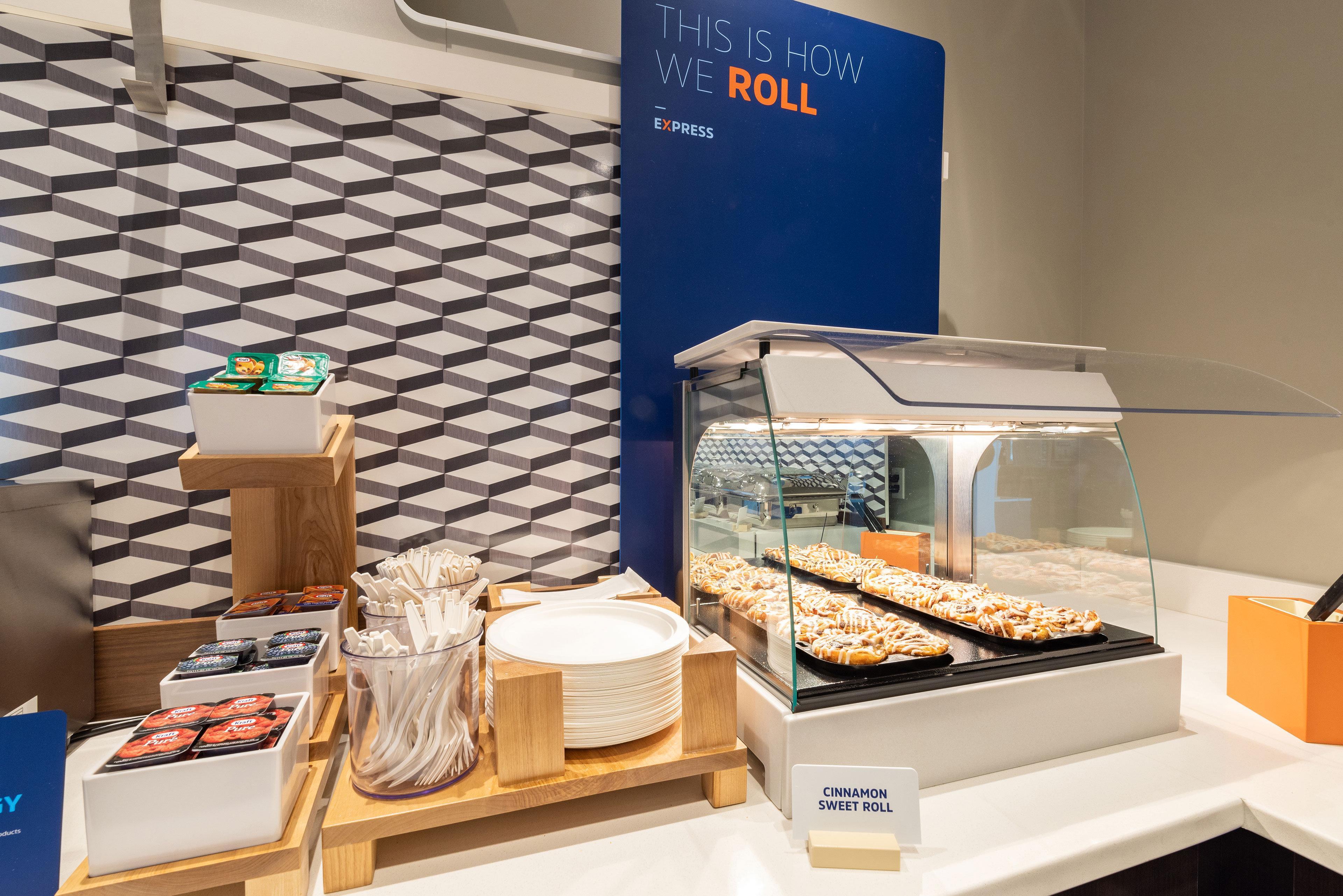 Holiday Inn Express Detroit-Warren/General Motors Technology Center By Ihg Esterno foto