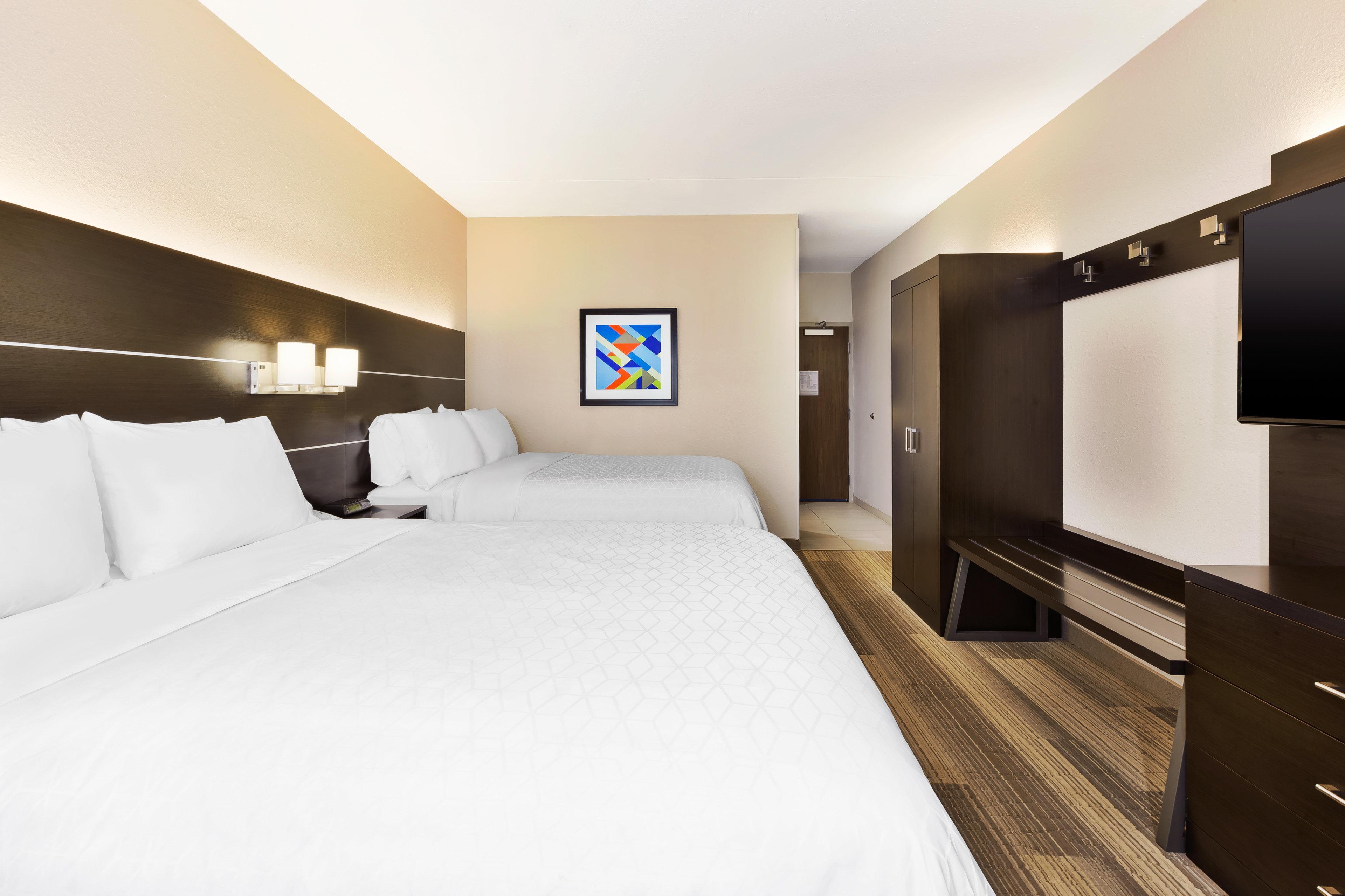 Holiday Inn Express Detroit-Warren/General Motors Technology Center By Ihg Esterno foto